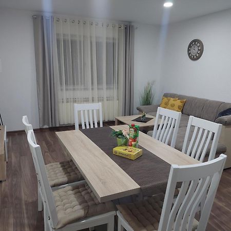 Apartman Danijela オトチャッツ エクステリア 写真
